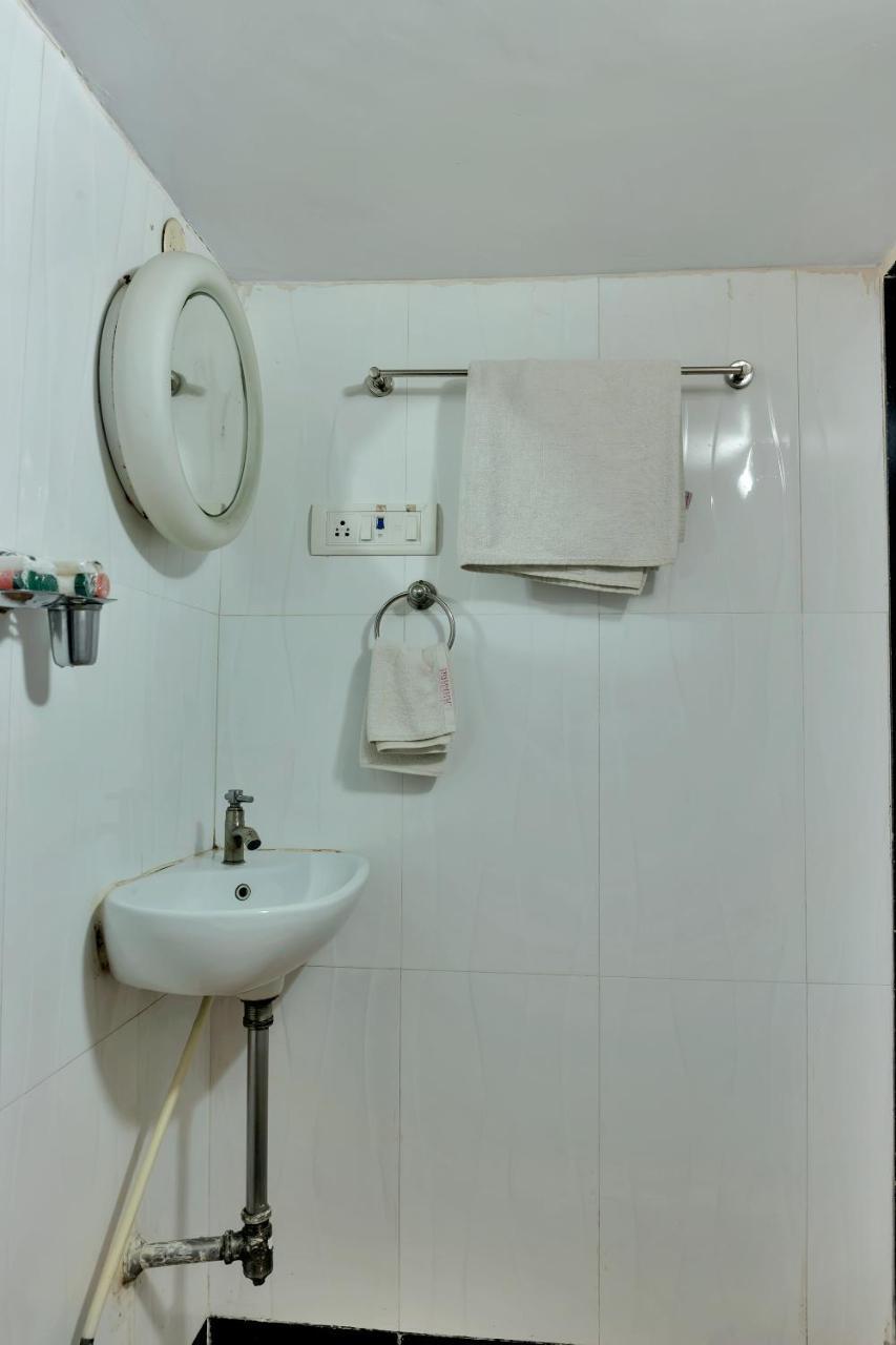Konark Apartment Malad Екстер'єр фото