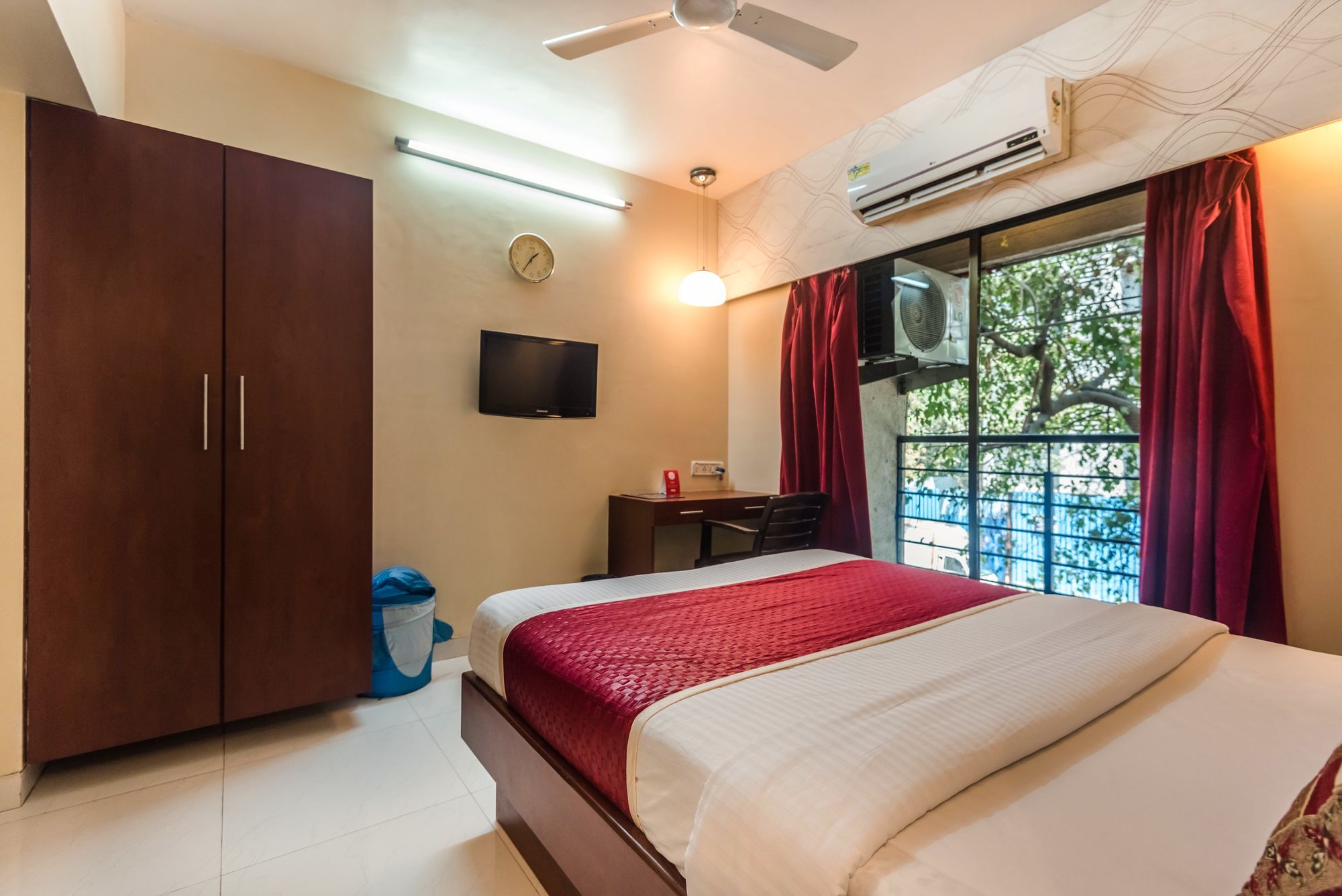 Konark Apartment Malad Екстер'єр фото